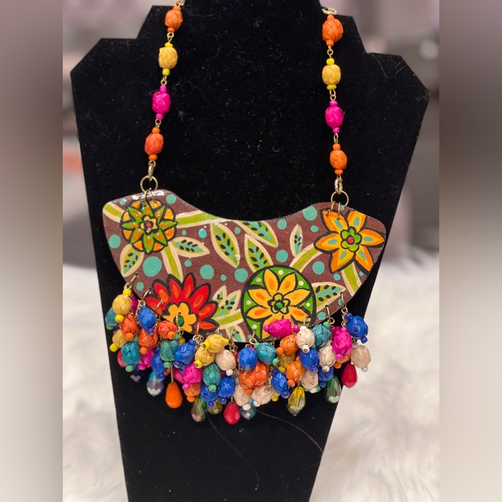 Artesanal necklace